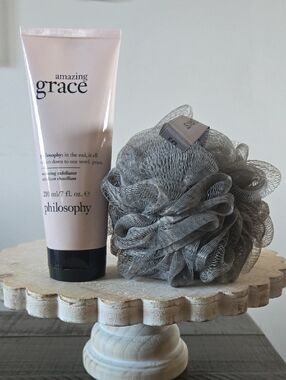 Philosophy Amazing Grace Exfoliating Cleanser & Pouf
